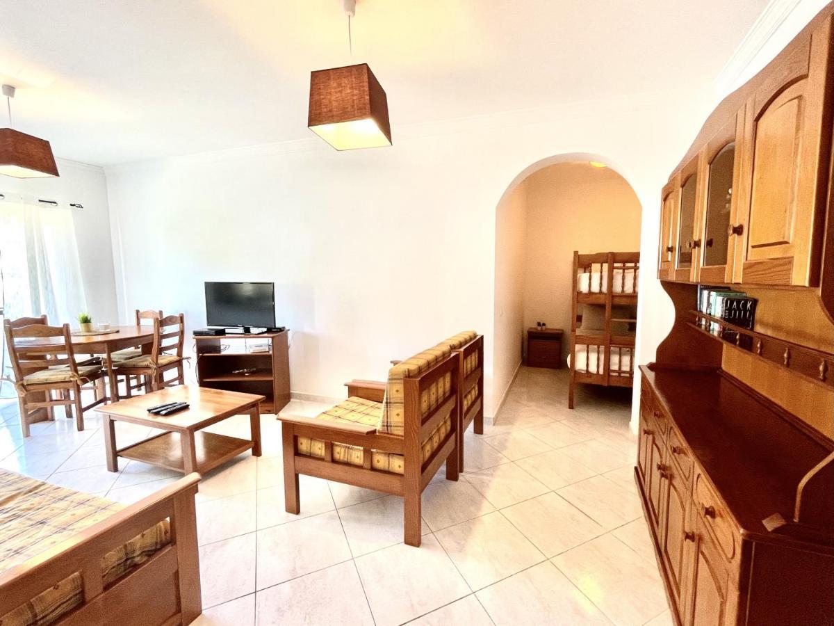 Amazing 1 Bedroom Apartment Near Marina Віламора Екстер'єр фото