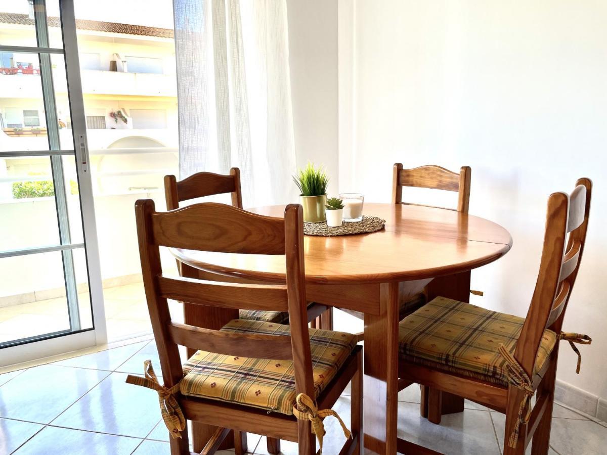 Amazing 1 Bedroom Apartment Near Marina Віламора Екстер'єр фото