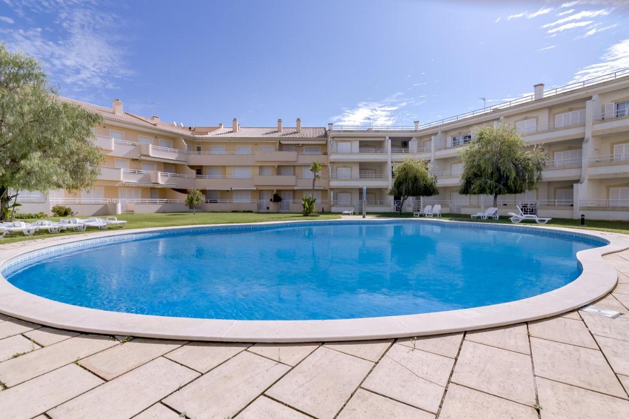 Amazing 1 Bedroom Apartment Near Marina Віламора Екстер'єр фото